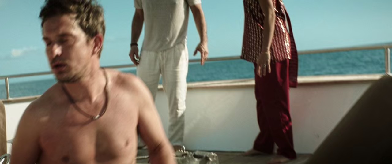 The Boat (2022) Hindi + English BluRay 720p x265 HEVC AAC 2ch MSub.mkv.0001